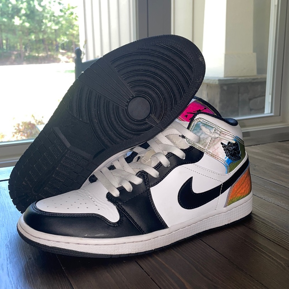Nike Air Jordan 1 Heat Reactive